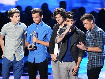 One Direction Raih 3 Penghargaan di MTV Video Music Awards